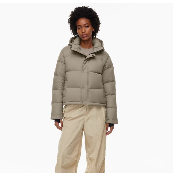 TNA Super Puff Shorty - Picture 4 of 7